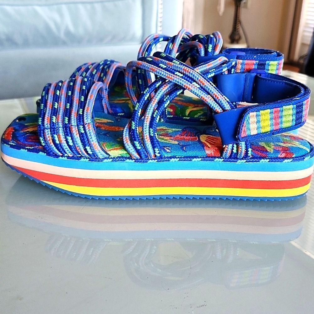 Farm Rio Macaw Resortwear Tropical Vacation Slingback Sandals Dopamine Size 10 - Picture 5 of 8